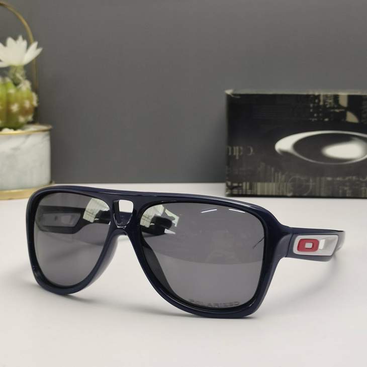 Picture of Oakley Sunglasses _SKUfw66123972fw
